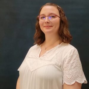 Robin Vanskiver Headshot